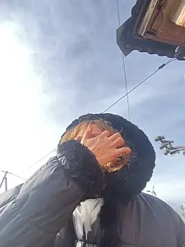 Snapshot of Anita-Smith chatting on 28, 10, 2025 Anita-Smith online show from 28, 10, 2025