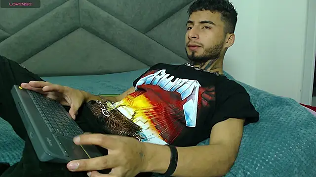 JuanCamiilo 66 online show from 10, 3, 2025