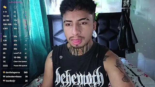 Snapshot of JuanCamiilo_66 chatting on 12, 5, 2026 JuanCamiilo 66 online show from 12, 5, 2026