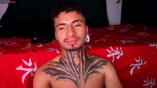 Snapshot of JuanCamiilo_66 chatting on 15, 5, 2026 JuanCamiilo 66 online show from 15, 5, 2026