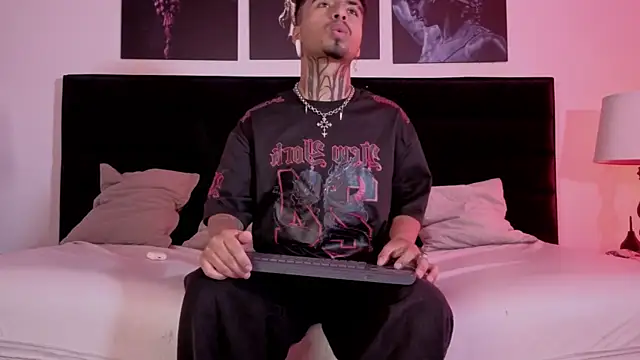 JuanCamiilo 66 online show from 25, 7, 2026