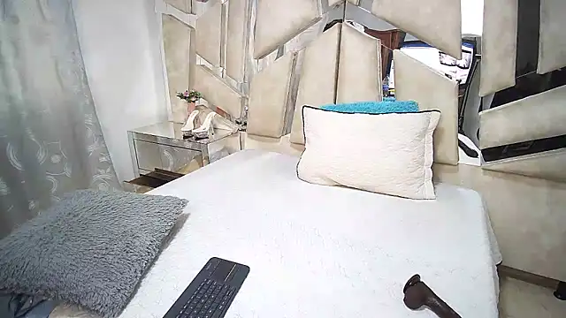 Snapshot of Natalyefoster chatting on 10, 2, 2025 Natalyefoster online show from 10, 2, 2025