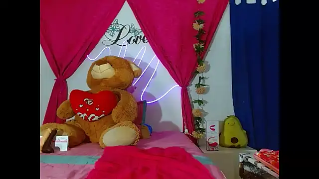 natashakissess online show from 14, 2, 2026