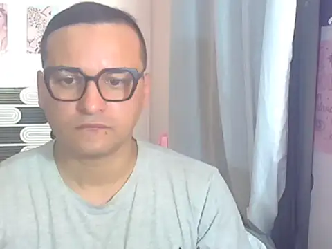 Snapshot of ClarkGiven chatting on 23, 5, 2026 ClarkGiven online show from 23, 5, 2026