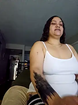 honeeyyy pot online show from 5, 10, 2025