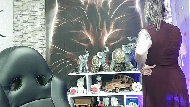 charlotedoll online show from 12, 1, 2025