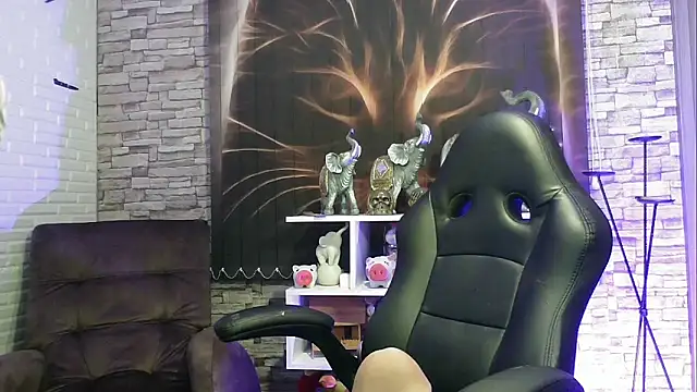 charlotedoll online show from 12, 1, 2025