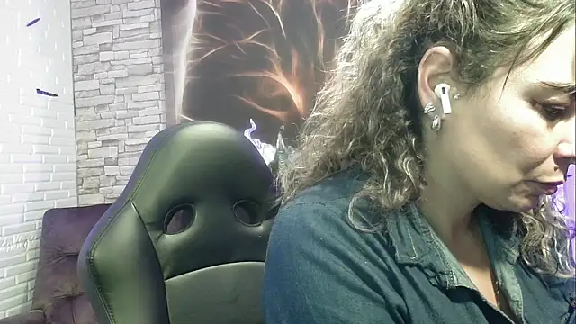 charlotedoll online show from 5, 2, 2025