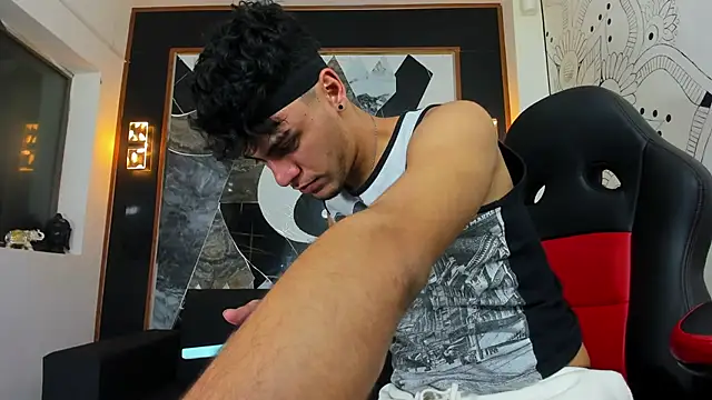 liam genner  online show from 10, 3, 2025