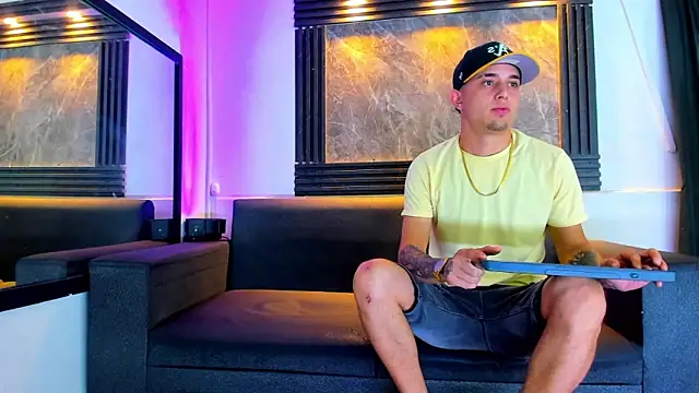 liam genner  online show from 13, 9, 2025