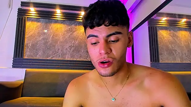 liam genner  online show from 7, 11, 2025