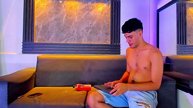 liam genner  online show from 20, 11, 2025