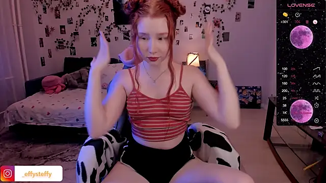 CallMeEffy1 online show from 14, 3, 2025