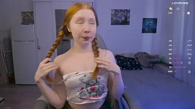 CallMeEffy1 online show from 28, 6, 2026