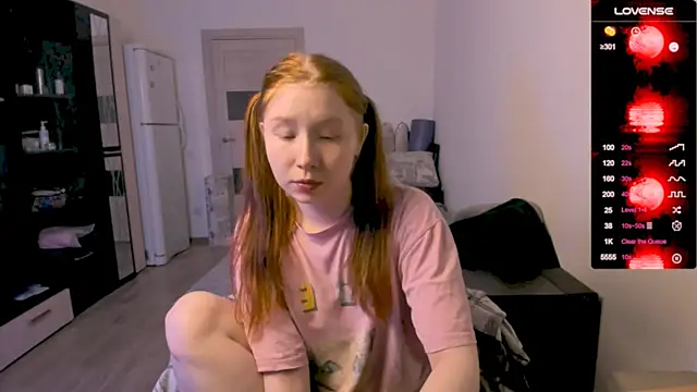 CallMeEffy1 online show from 27, 7, 2026