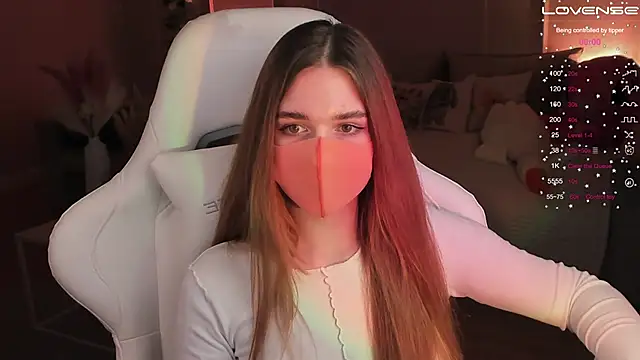 Frau Lina online show from 5, 12, 2024