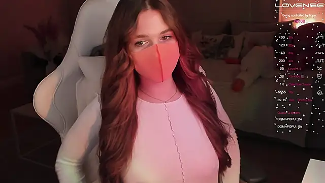 Frau Lina online show from 12, 12, 2024