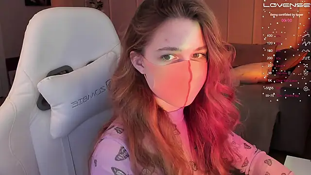 Frau Lina online show from 14, 2, 2025