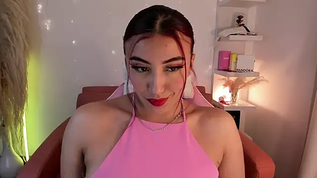 Snapshot of veronicaxx69 chatting on 23, 5, 2026 veronicaxx69 online show from 23, 5, 2026