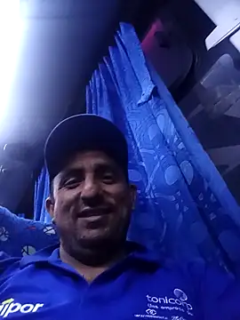 Snapshot of peloton10 chatting on 5, 3, 2026 peloton10 online show from 5, 3, 2026