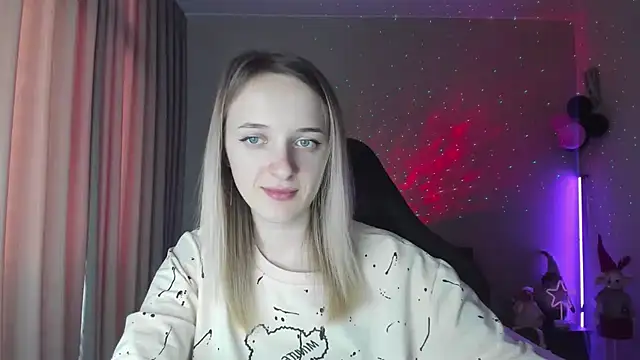 Snapshot of RouseReed chatting on 12, 1, 2025 RouseReed online show from 12, 1, 2025