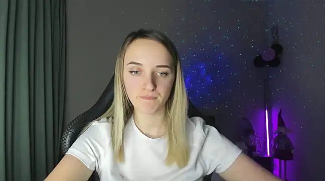 Snapshot of RouseReed chatting on 23, 1, 2025 RouseReed online show from 23, 1, 2025