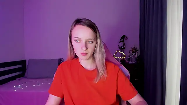 Snapshot of RouseReed chatting on 31, 1, 2025 RouseReed online show from 31, 1, 2025