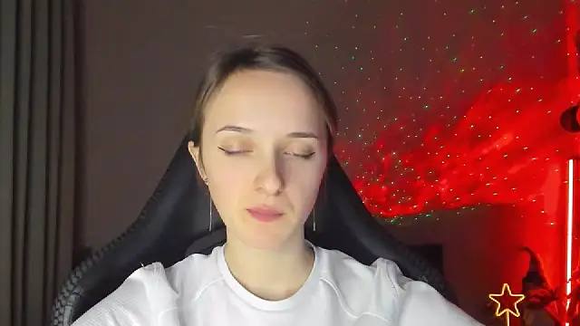 Snapshot of RouseReed chatting on 11, 2, 2025 RouseReed online show from 11, 2, 2025