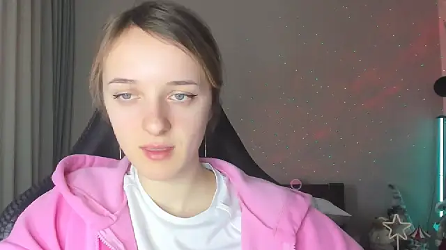 Snapshot of RouseReed chatting on 13, 2, 2025 RouseReed online show from 13, 2, 2025