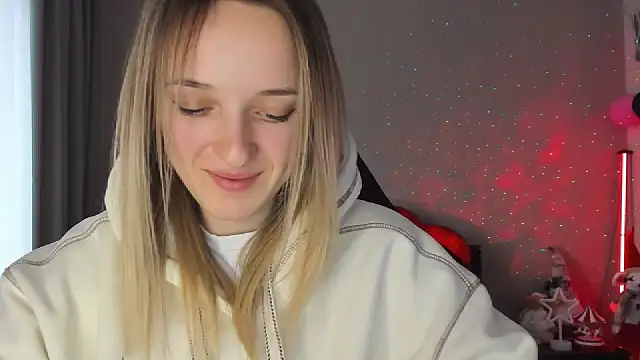 Snapshot of RouseReed chatting on 14, 2, 2025 RouseReed online show from 14, 2, 2025