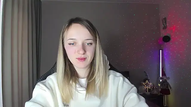 Snapshot of RouseReed chatting on 15, 2, 2025 RouseReed online show from 15, 2, 2025