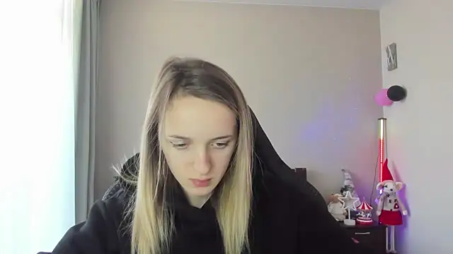 Snapshot of RouseReed chatting on 17, 2, 2025 RouseReed online show from 17, 2, 2025