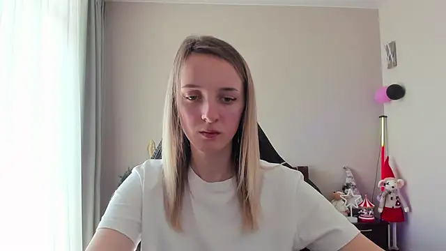 Snapshot of RouseReed chatting on 17, 2, 2025 RouseReed online show from 17, 2, 2025