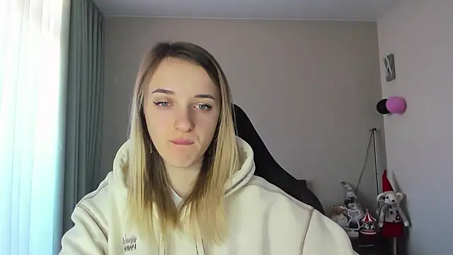 Snapshot of RouseReed chatting on 25, 2, 2025 RouseReed online show from 25, 2, 2025