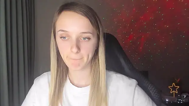 Snapshot of RouseReed chatting on 20, 3, 2025 RouseReed online show from 20, 3, 2025