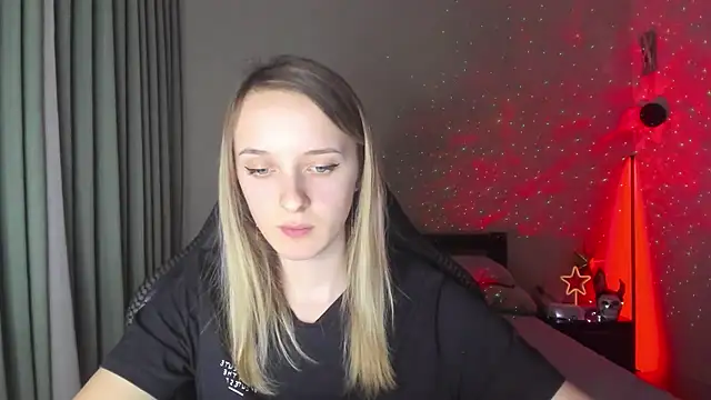 Snapshot of RouseReed chatting on 22, 3, 2025 RouseReed online show from 22, 3, 2025