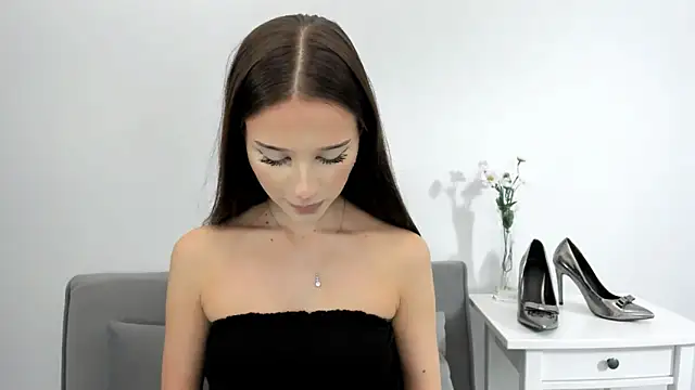 EmilyDarling online show from 23, 10, 2025