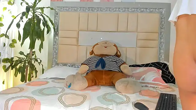 GingerDollx online show from 15, 12, 2025