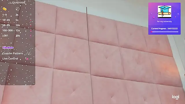 Snapshot of charlotte01__ chatting on 3, 2, 2025 charlotte01 online show from 3, 2, 2025