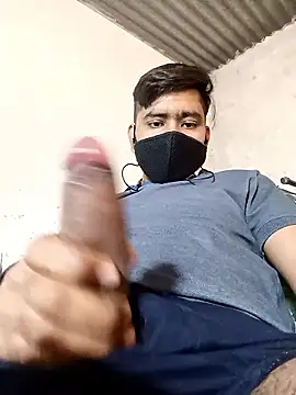 Snapshot of Pussy_lover_33 chatting on 12, 1, 2026 Pussy lover 33 online show from 12, 1, 2026