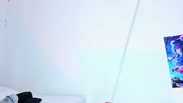 Emily Coper18 online show from 9, 3, 2025