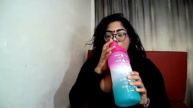 Indian Lola00 online show from 6, 2, 2025