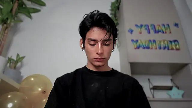 Snapshot of sebas_rose chatting on 23, 12, 2024 sebas rose online show from 23, 12, 2024