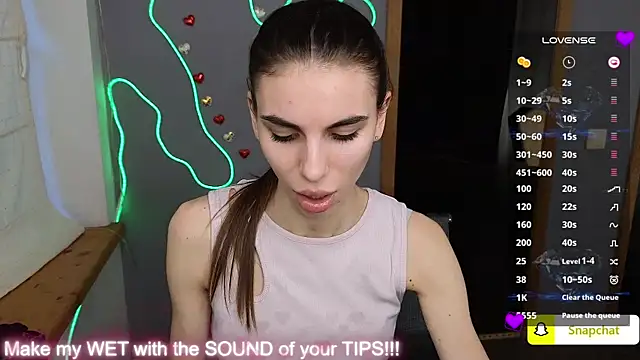 EmmyGreans online show from 8, 2, 2025