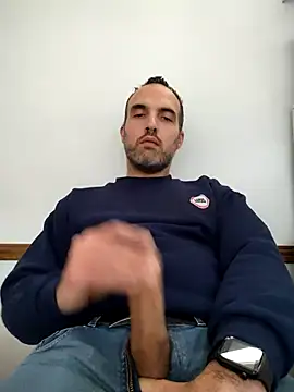 Snapshot of leon3875 chatting on 14, 10, 2025 leon3875 online show from 14, 10, 2025