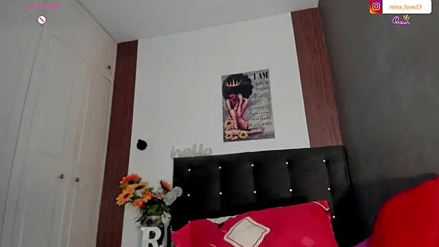 Snapshot of Reina_Love2 chatting on 13, 7, 2026 Reina Love2 online show from 13, 7, 2026