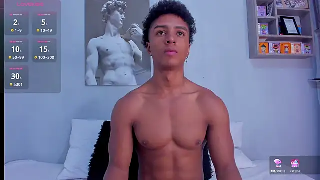 Snapshot of MagnusKing_ chatting on 25, 10, 2025 MagnusKing online show from 25, 10, 2025