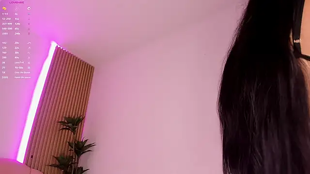 Mara Betancurt online show from 24, 4, 2026