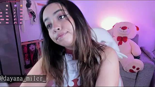  dayana miler online show from 25, 5, 2026