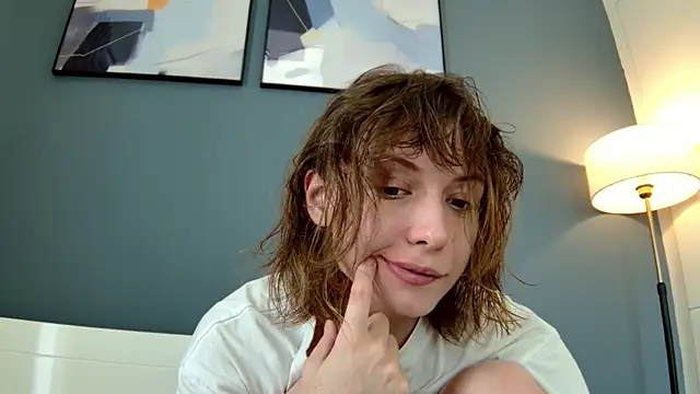 Snapshot of sun_place chatting on 3, 2, 2025 sun place online show from 3, 2, 2025